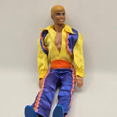 LOT 102B: Vintage Ken Dolls