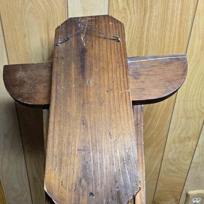 LOT 106B: Vintage Wooden Wall-Mounted Drying Rack