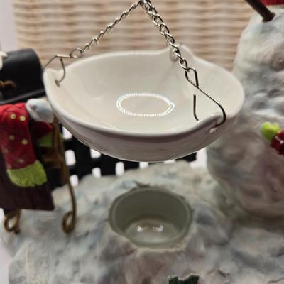 LOT 121K: Assortment of Christmas Candle Holders