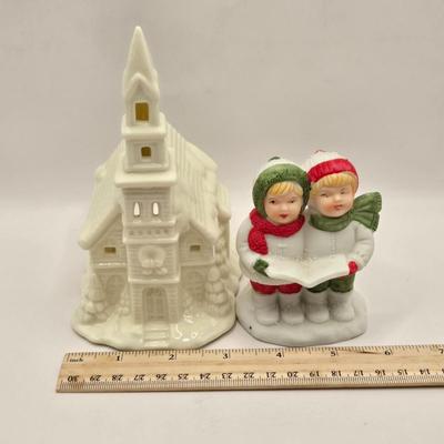 LOT 121K: Assortment of Christmas Candle Holders