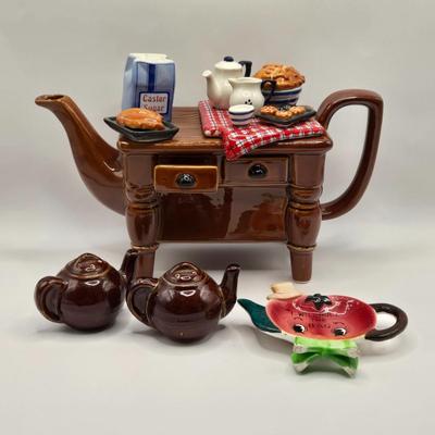 LOT 124K: Baking Day Tea Pot, Tea Pot Salt & Pepper shakers, and Apple Tea Bag Holder