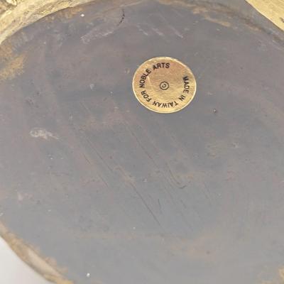 LOT 127K: Assortment of Santa Figures