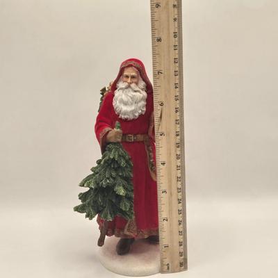 LOT 127K: Assortment of Santa Figures
