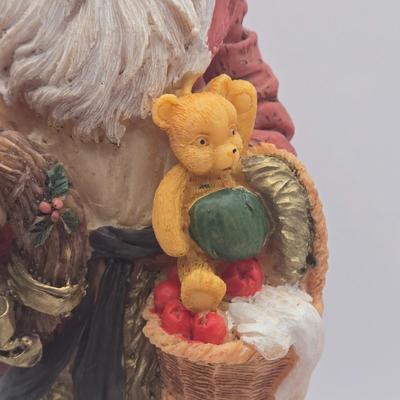 LOT 127K: Assortment of Santa Figures