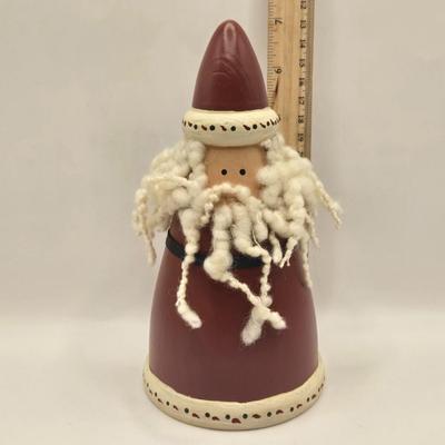 LOT 127K: Assortment of Santa Figures