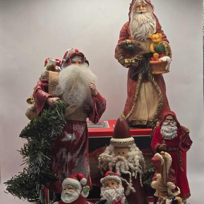 LOT 127K: Assortment of Santa Figures