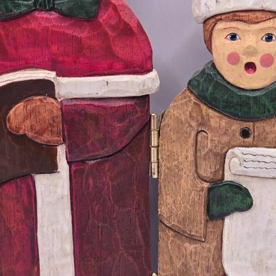 LOT:: Caroler 3 Part Screen, Dept 56 Christmas Tree, Brinn's Ceramic Carolers, Dept. 56 Mr. and Mrs. Claus, and More