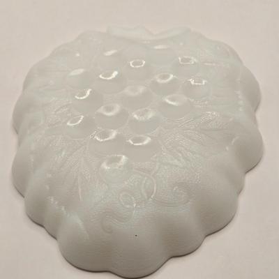 LOT 136K: Have a Very Beary Christmas! Bear Candle Holders, Salt & Pepper Shakers, Coasters, and White Milk Glass Grape Cluster...