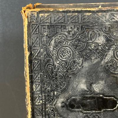 LOT 139K: Antique Bible Collection