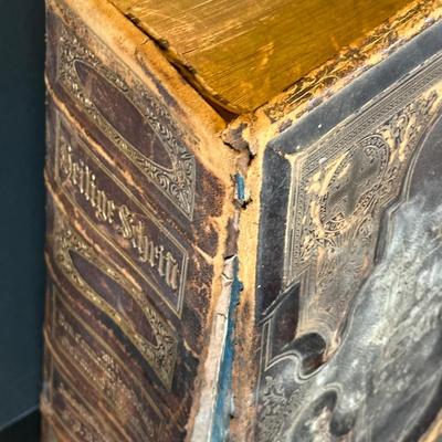 LOT 139K: Antique Bible Collection