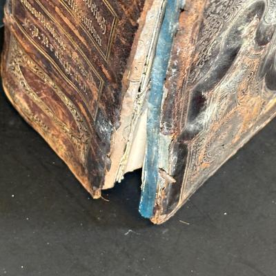 LOT 139K: Antique Bible Collection