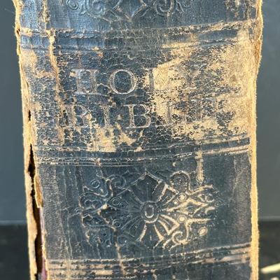 LOT 139K: Antique Bible Collection