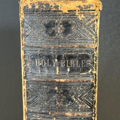 LOT 139K: Antique Bible Collection