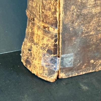 LOT 139K: Antique Bible Collection