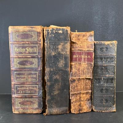 LOT 139K: Antique Bible Collection