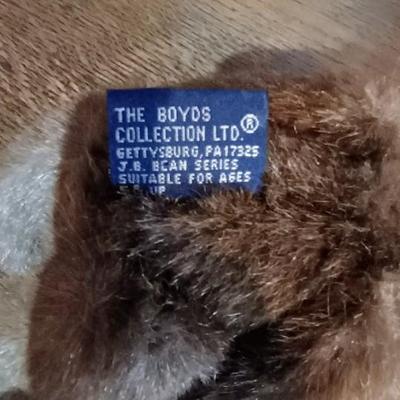 PATCHWORK & BOYDS BEARS PLUS A VINTAGE TEDDY BEAR