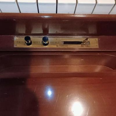 AEOLIAN WORKING PLAYER & MANUAL PIANO WITH PIANO ROLLS, SHEET MUSIC, PIANO LAMP AND EVEN A RECORDER