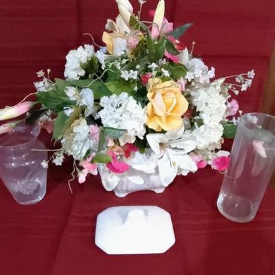 SILK BOUQUET IN A SOUP TUREEN AND 2 GLASS VASES