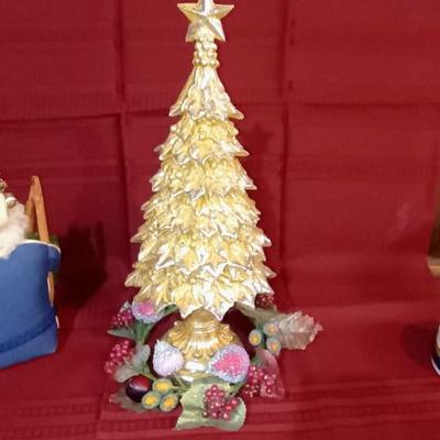 CHRISTMAS TREE CENTERPIECE, WEIGHTED SANTA AND 2 MIKASA PIECES