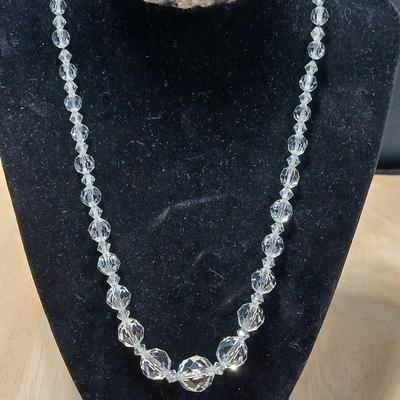 Vintage 1940s Sparkling Clear Crystal Graduating Faceted Bead Necklace with matching earrings