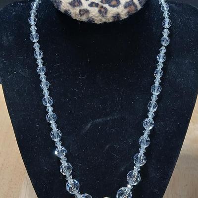 Vintage 1940s Sparkling Clear Crystal Graduating Faceted Bead Necklace with matching earrings