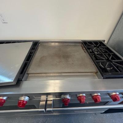601 Wolf Dual Fuel Range Model: DF606DG-LP-3