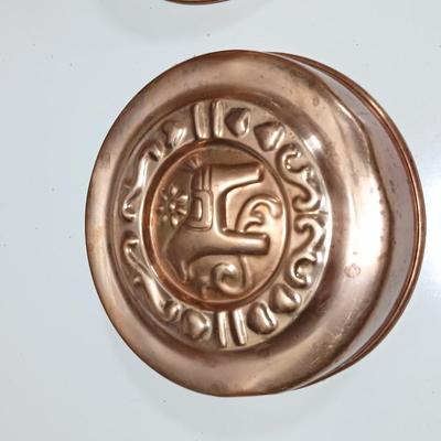 Two vintage copper molds - Cake mold - Jello Mold - 8" copper mold pans