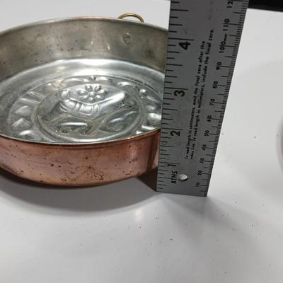 Two vintage copper molds - Cake mold - Jello Mold - 8" copper mold pans