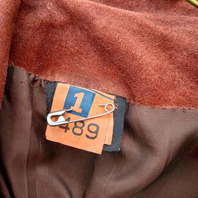 Vintage 70's ladies leather jacket Made in Argentina Size 13/14 Nice condition!