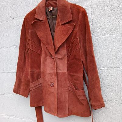 Vintage 70's ladies leather jacket Made in Argentina Size 13/14 Nice condition!