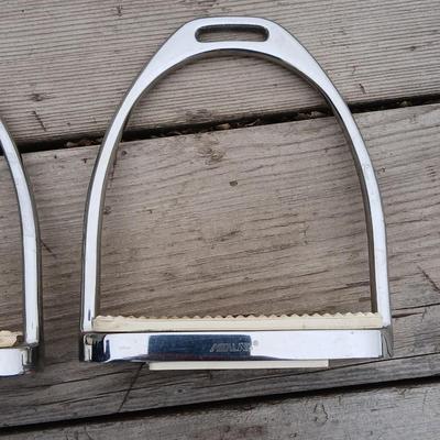 Equestrian tack - Centaur Metalab Stainless Steel Fillis Stirrup Irons - English riding stirrups / Irons