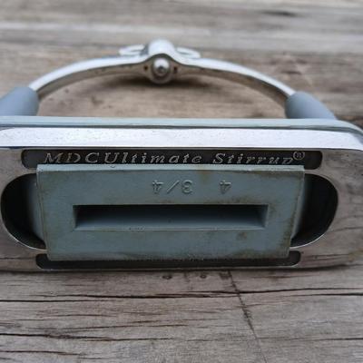 Equestrian Tack - MDC Ultimate Stirrup Irons 4 3/4 -