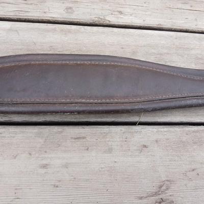 Equestrian Tack - brown Leather saddle girth