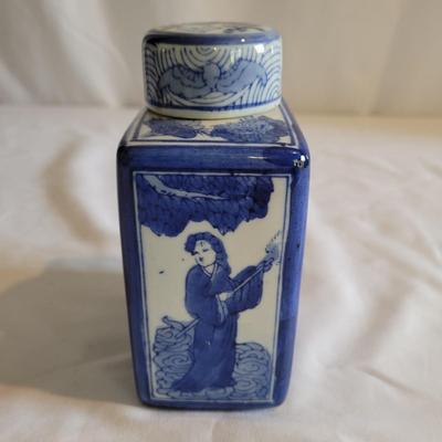 Blue and White Chinese Porcelain (LR-EL)