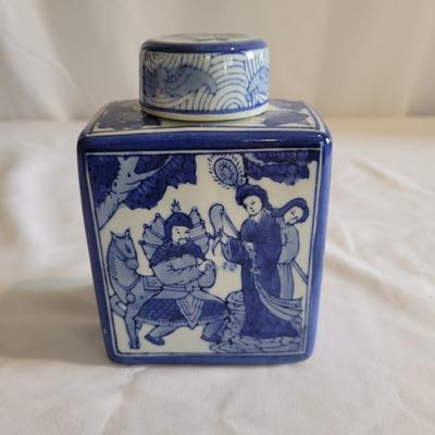 Blue and White Chinese Porcelain (LR-EL)