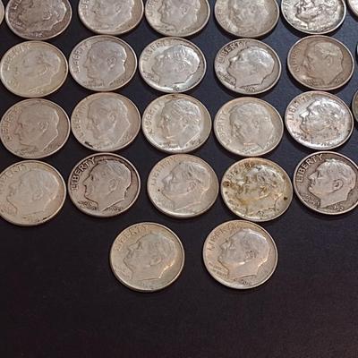 Set of Fifty-Eight 1960-1964 U. S. Mint Roosevelt Silver Dimes Circulated (71)
