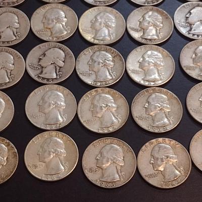 Set of Twenty-Five 1940-1964 U. S. Mint Washington Silver Quarters Circulated (72)