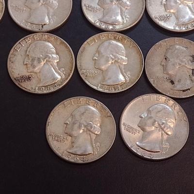 Set of Twenty-Two 1964 U. S. Mint Washington Silver Quarters Circulated (73)
