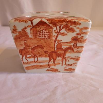 Orange and White Chinese Porcelain (LR-EL)