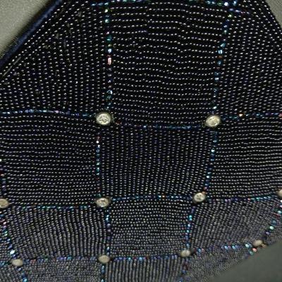 Two vintage clutch purses - Neusteters made in France