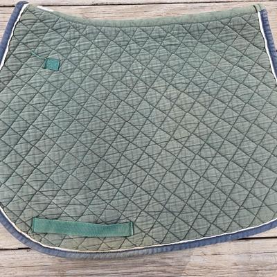 Equestrian Tack - English saddle blankets / saddle riding pads