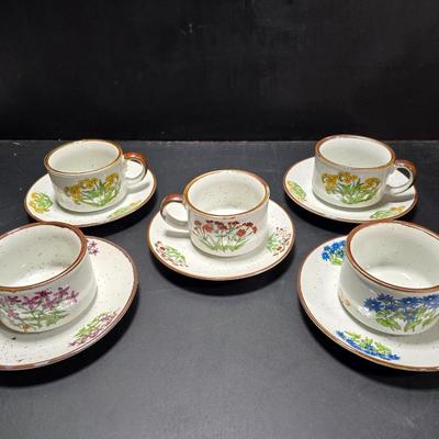 5 wild flower Cups and Saucers