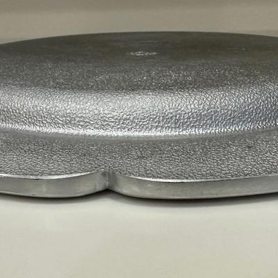 LENOX Matelasse Large Round Aluminum Holloware Tray