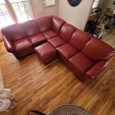 Smith Brothers Red Leather Sectional Couch (LR-EL)