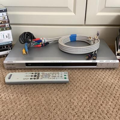 L667 Sony DVD/CD Player with Movies DVD