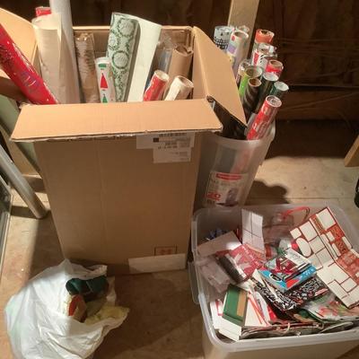 A754 Lot of Holiday Wrapping Paper and Bows