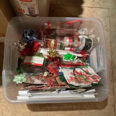 A754 Lot of Holiday Wrapping Paper and Bows