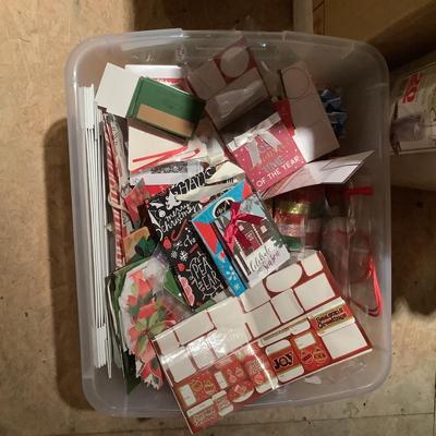A754 Lot of Holiday Wrapping Paper and Bows