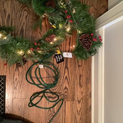 A758 National Tree Co. 9’ Lit Christmas Garland