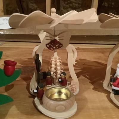 A760 Pair of Wooden German Pyramids with Wooden Candle Trees